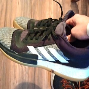 Adidas Marquee low gum black and gray